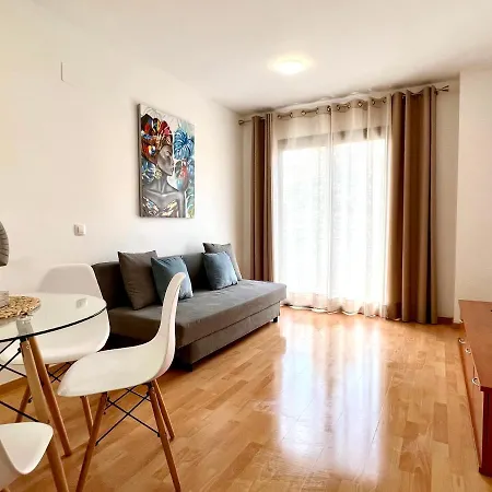 Bonito Apartamento En * Cambrils